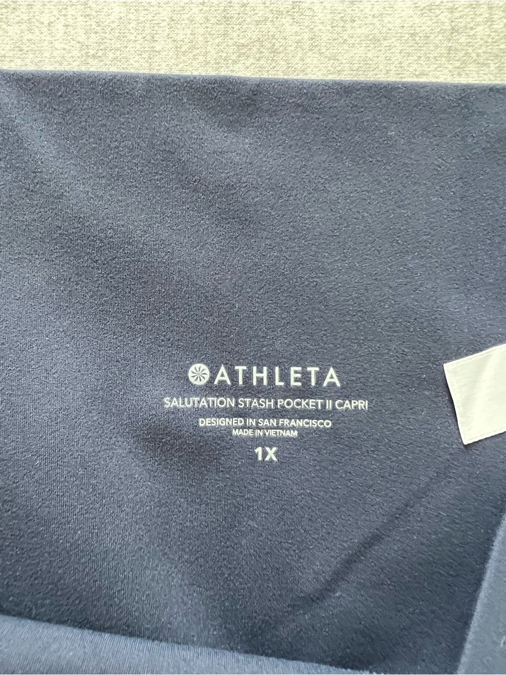 Athleta Salutation Stash Pocket 7/8 and Capri Leggings. Pack of two. - Picture 12 of 13